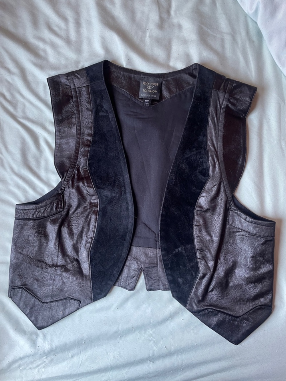 Kate Moss x Top Shop Black velvet and faux Leather cropped vest. Size 6